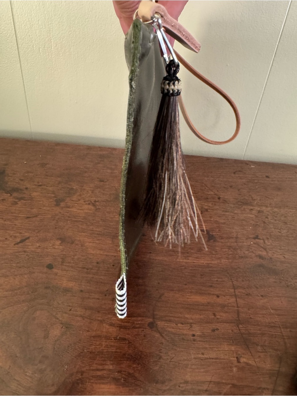 Meanwhile Back On The Farm green Leather Wristlet - Picture 6 of 8